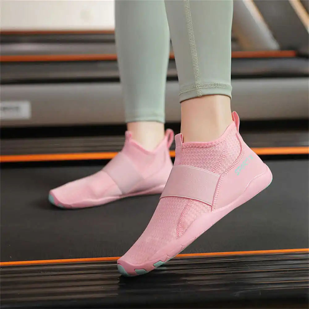 女性用ハイトップスニーカー、テニスブーツ、スポーツシューズ、 - Women'S Formal Wear Canada のレビューと価格