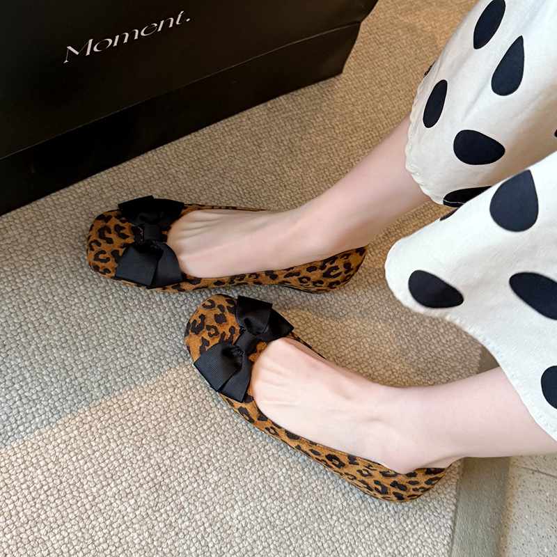 女性用マルチカラースエードバレエフラットシューズ、ボウディテ - Women Formal Wear Shoes のレビューと価格